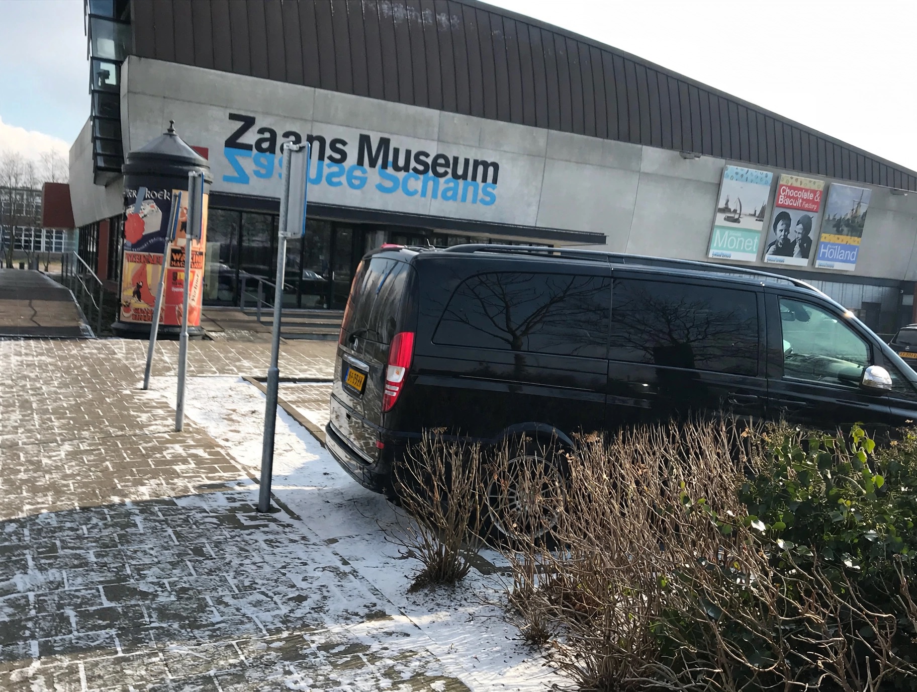 Keukenhof Gardens & Tulip Fields & Countryside